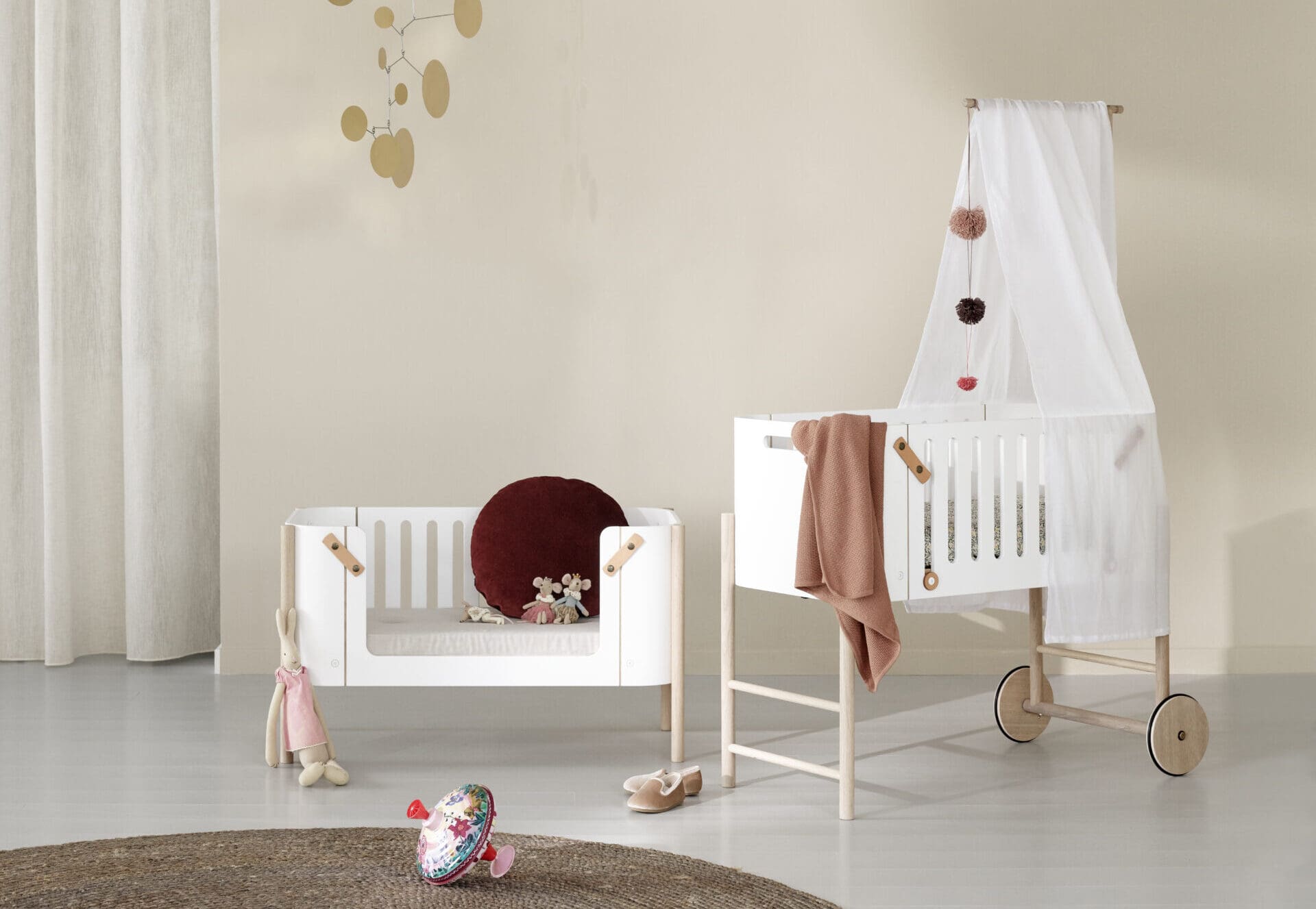 Wood_co-sleeper_041613_041487_041488_041489
